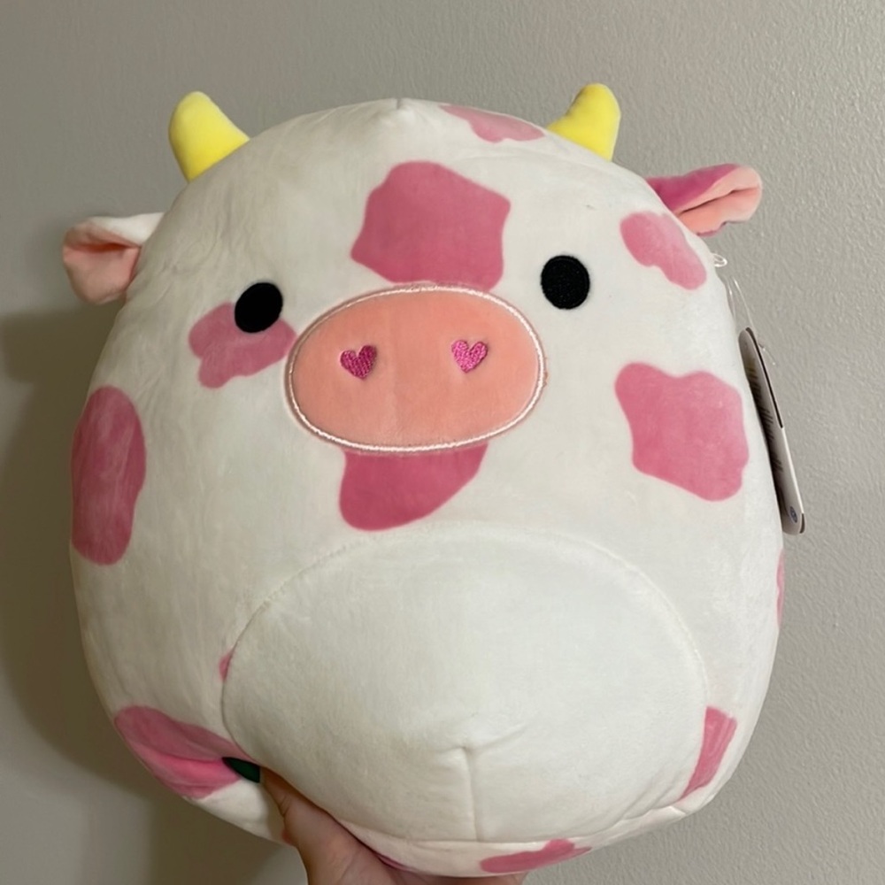 NWT Evangelica the Valentine’s Day Spotted Cow